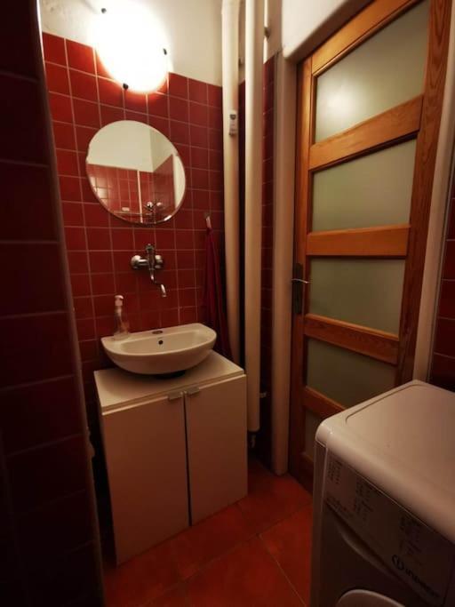شقة برنو  في Cely Apartman Podlesi 54M2 S Dvema Balkony A S Novou Manzelskou Posteli, Zatim Neni Na Fotkach المظهر الخارجي الصورة